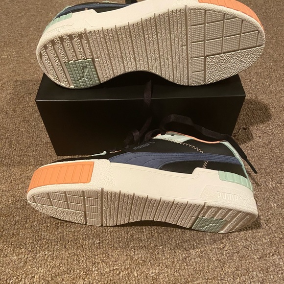 Puma multi colored sneaker - Picture 2 of 5